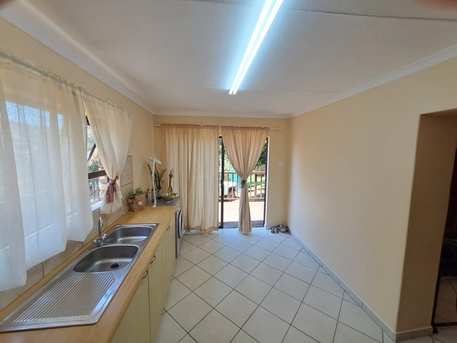 3 Bedroom Property for Sale in Nahoon Valley Park Eastern Cape